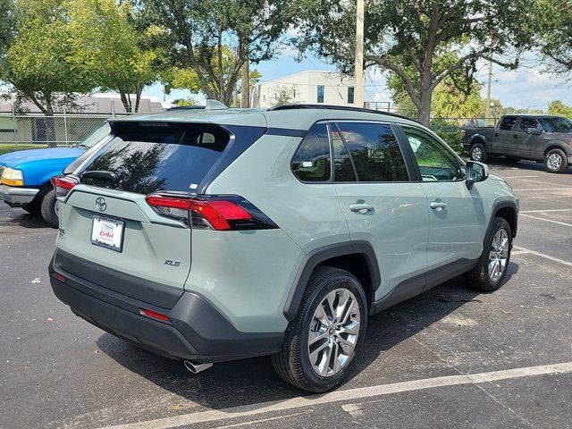 2021 Toyota RAV4 XLE Premium