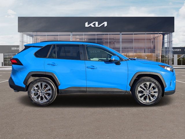 2021 Toyota RAV4 XLE Premium