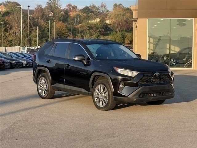 2021 Toyota RAV4 XLE Premium