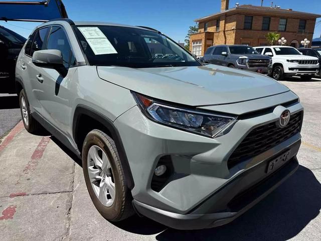 2021 Toyota RAV4 XLE