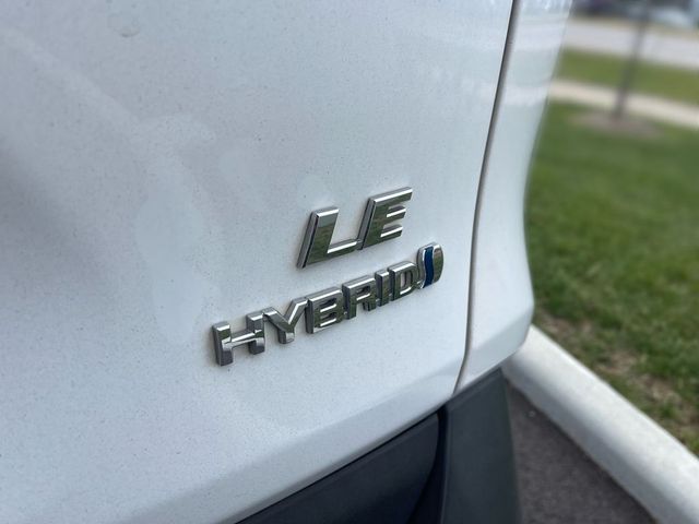 2021 Toyota RAV4 Hybrid LE