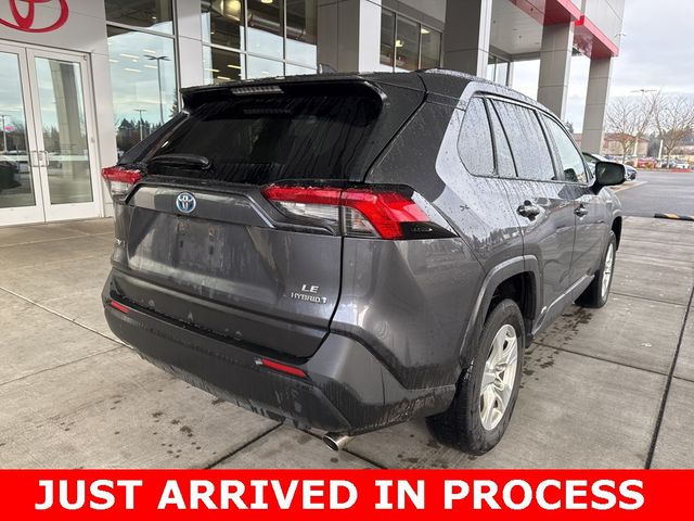 2021 Toyota RAV4 Hybrid LE