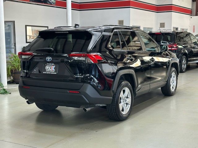 2021 Toyota RAV4 Hybrid LE