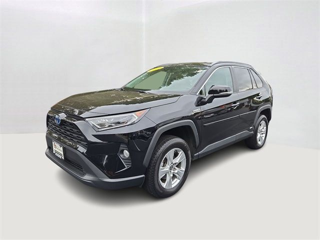 2021 Toyota RAV4 Hybrid XLE