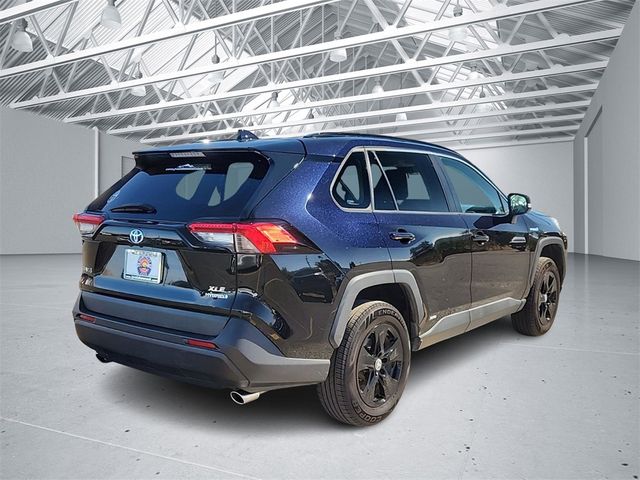 2021 Toyota RAV4 Hybrid XLE