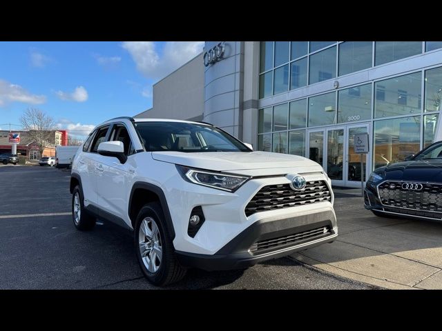 2021 Toyota RAV4 Hybrid XLE