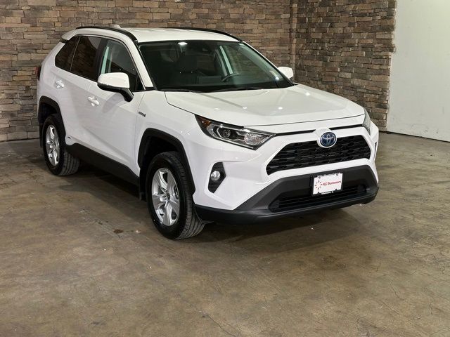 2021 Toyota RAV4 Hybrid XLE