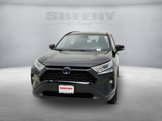 2021 Toyota RAV4 Hybrid XLE