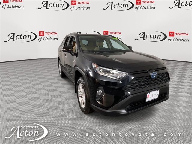 2021 Toyota RAV4 Hybrid XLE