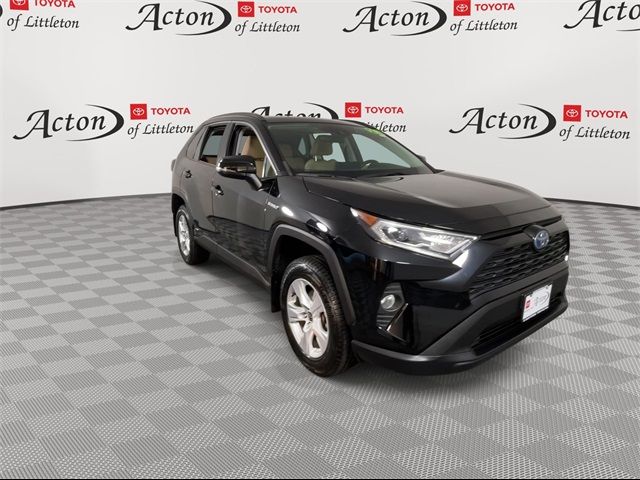 2021 Toyota RAV4 Hybrid XLE