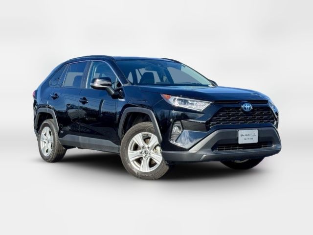 2021 Toyota RAV4 Hybrid XLE