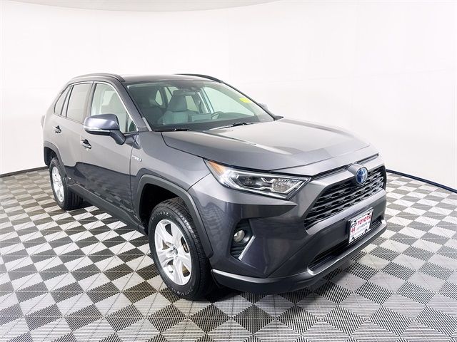 2021 Toyota RAV4 Hybrid XLE