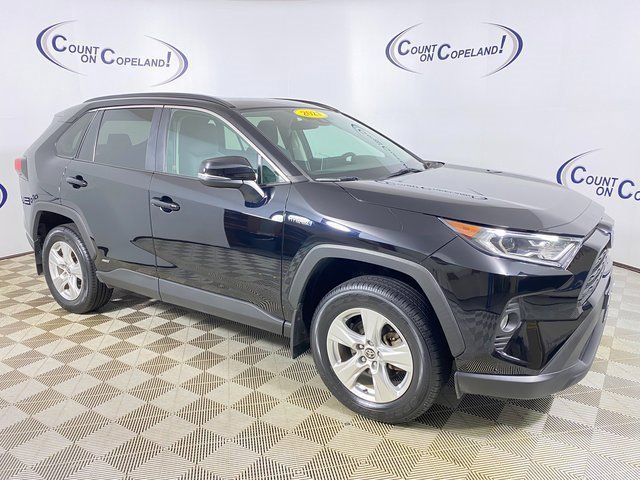 2021 Toyota RAV4 Hybrid XLE