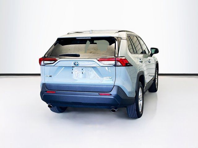 2021 Toyota RAV4 Hybrid XLE