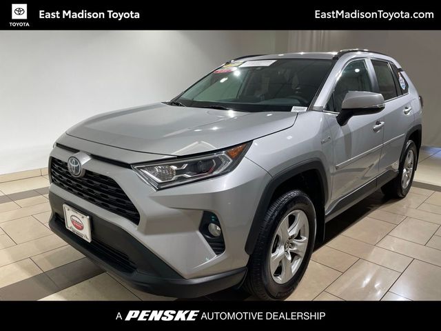 2021 Toyota RAV4 Hybrid XLE