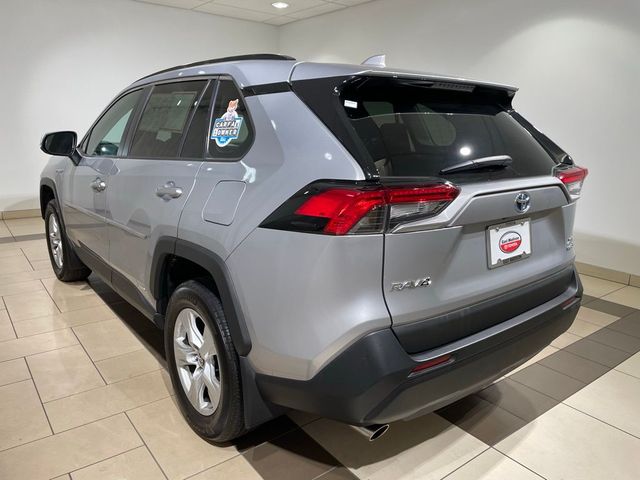 2021 Toyota RAV4 Hybrid XLE