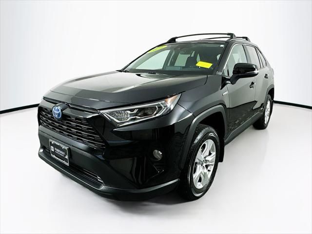 2021 Toyota RAV4 Hybrid XLE