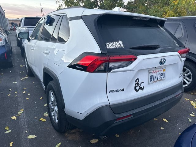 2021 Toyota RAV4 Hybrid XLE