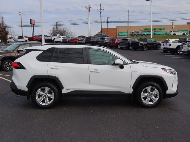 2021 Toyota RAV4 Hybrid XLE