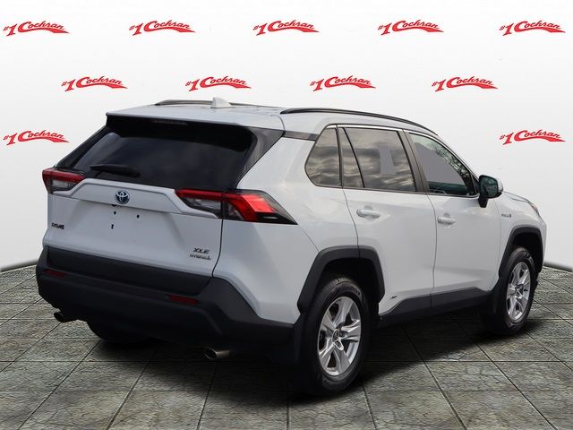 2021 Toyota RAV4 Hybrid XLE