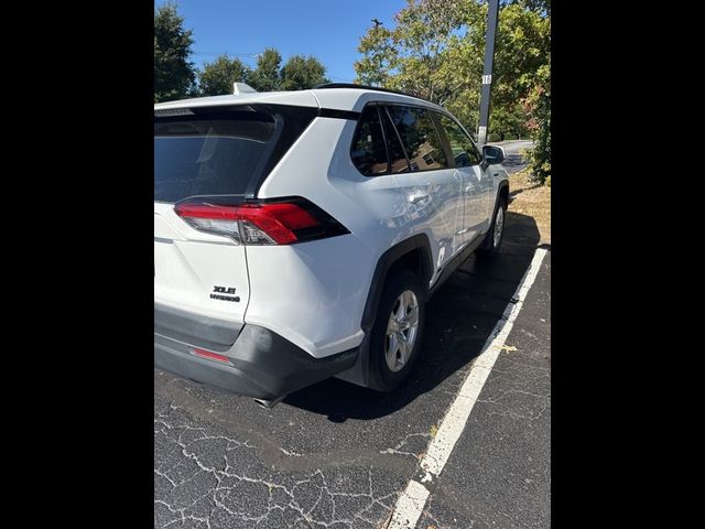 2021 Toyota RAV4 Hybrid XLE