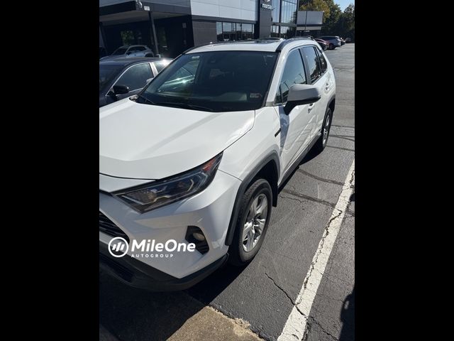 2021 Toyota RAV4 Hybrid XLE