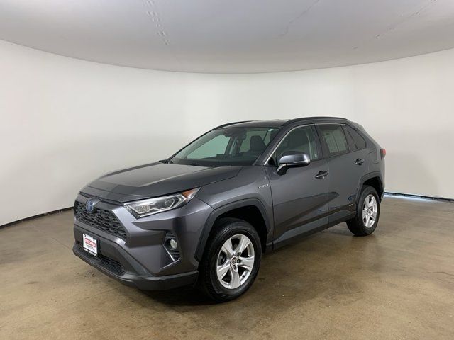 2021 Toyota RAV4 Hybrid XLE