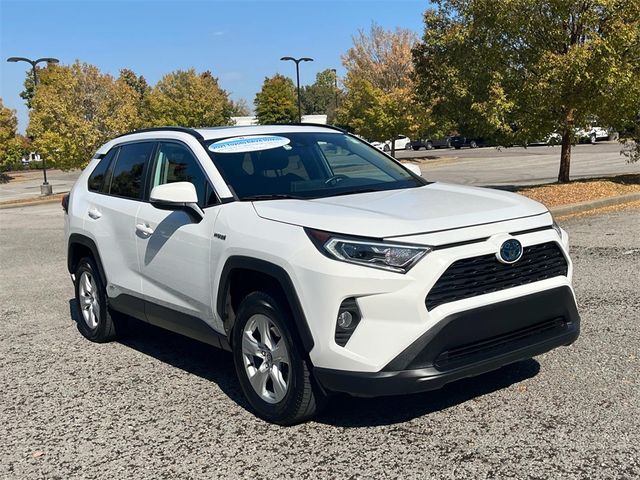 2021 Toyota RAV4 Hybrid XLE