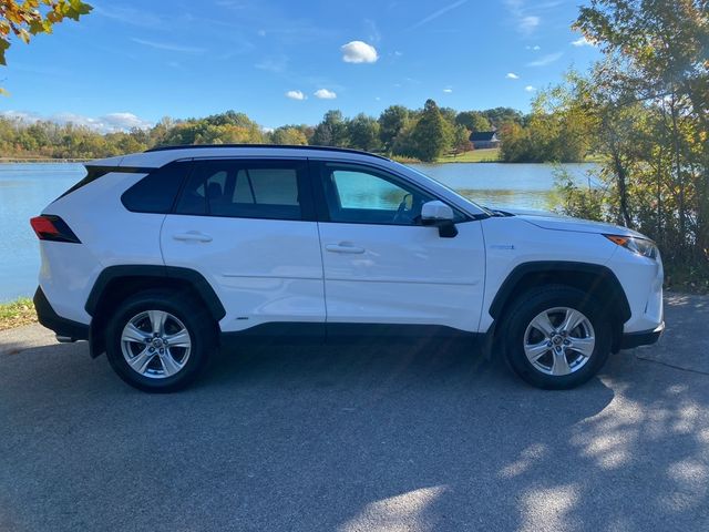 2021 Toyota RAV4 Hybrid XLE