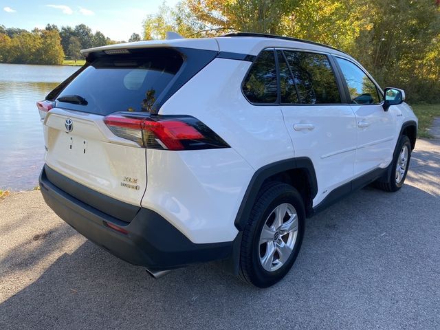 2021 Toyota RAV4 Hybrid XLE