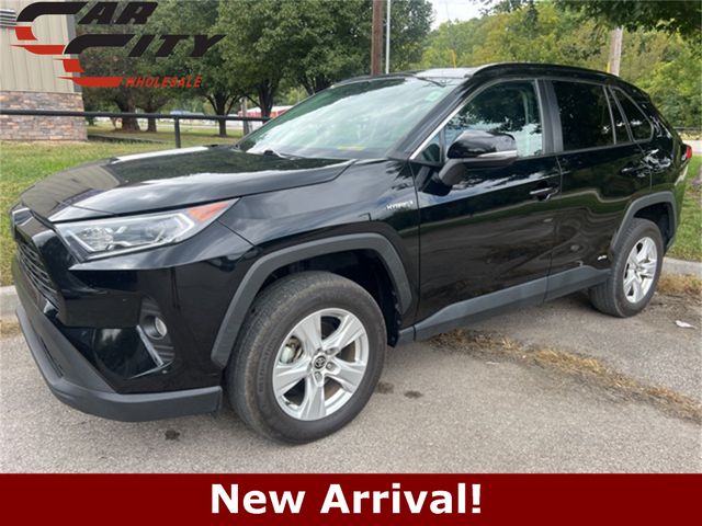 2021 Toyota RAV4 Hybrid XLE