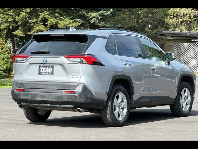 2021 Toyota RAV4 Hybrid XLE