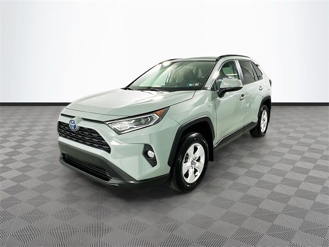 2021 Toyota RAV4 Hybrid XLE