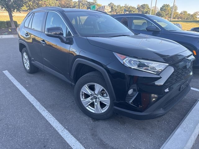 2021 Toyota RAV4 Hybrid XLE