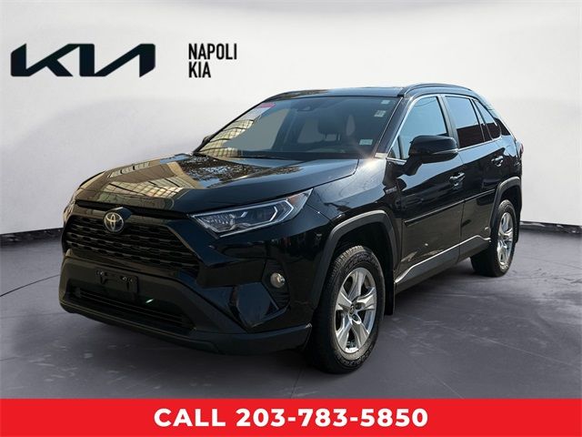 2021 Toyota RAV4 Hybrid XLE