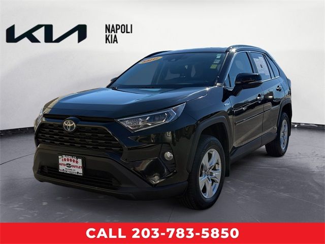 2021 Toyota RAV4 Hybrid XLE