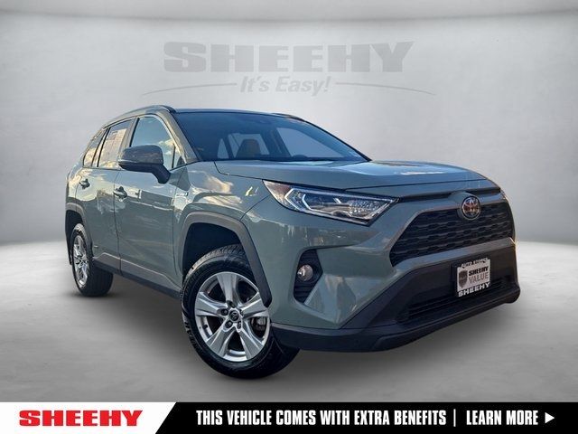 2021 Toyota RAV4 Hybrid XLE