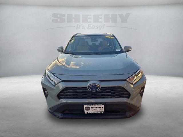 2021 Toyota RAV4 Hybrid XLE