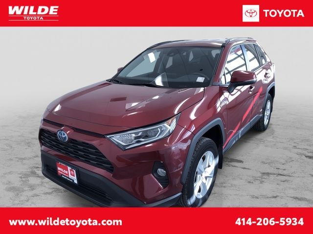 2021 Toyota RAV4 Hybrid XLE