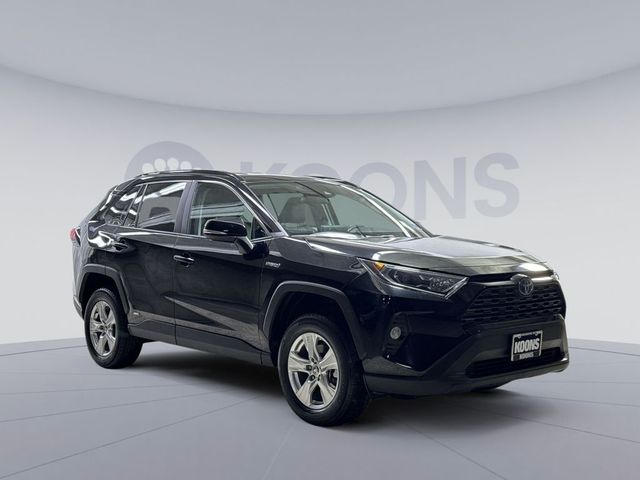 2021 Toyota RAV4 Hybrid XLE