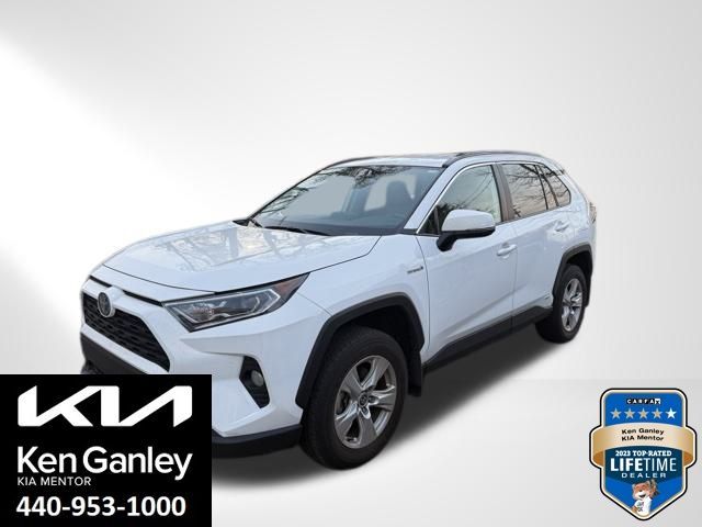 2021 Toyota RAV4 Hybrid XLE