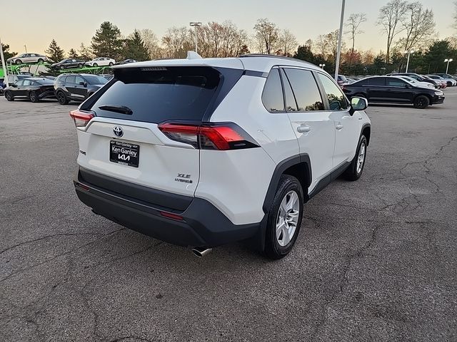 2021 Toyota RAV4 Hybrid XLE