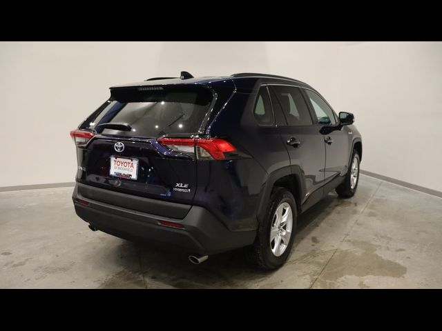 2021 Toyota RAV4 Hybrid XLE