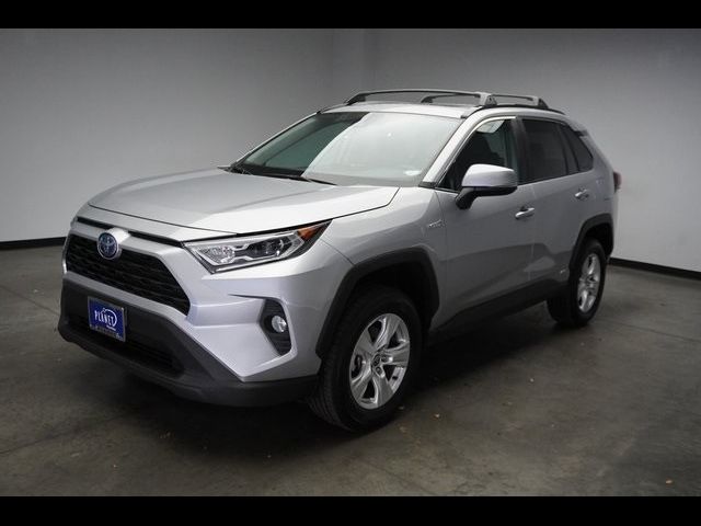 2021 Toyota RAV4 Hybrid XLE