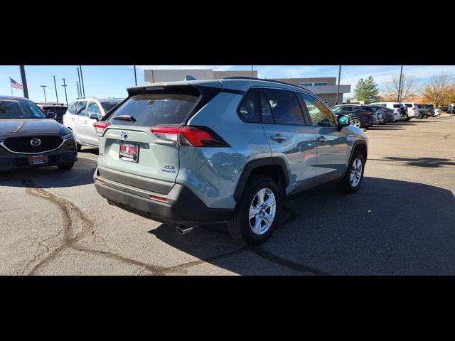 2021 Toyota RAV4 Hybrid XLE