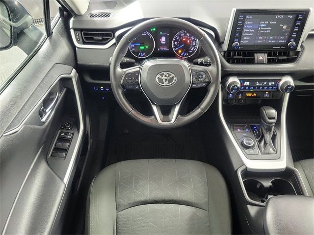 2021 Toyota RAV4 Hybrid XLE