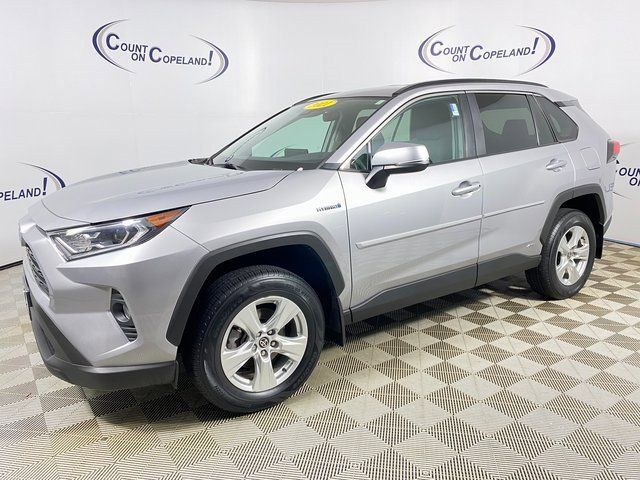 2021 Toyota RAV4 Hybrid XLE