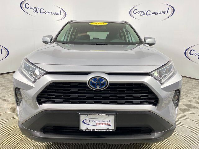 2021 Toyota RAV4 Hybrid XLE