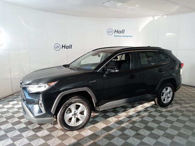 2021 Toyota RAV4 Hybrid XLE