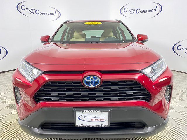 2021 Toyota RAV4 Hybrid XLE